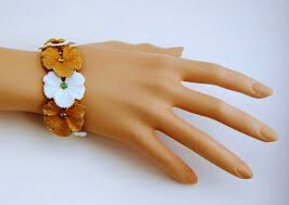 Vintage Flower Bracelet